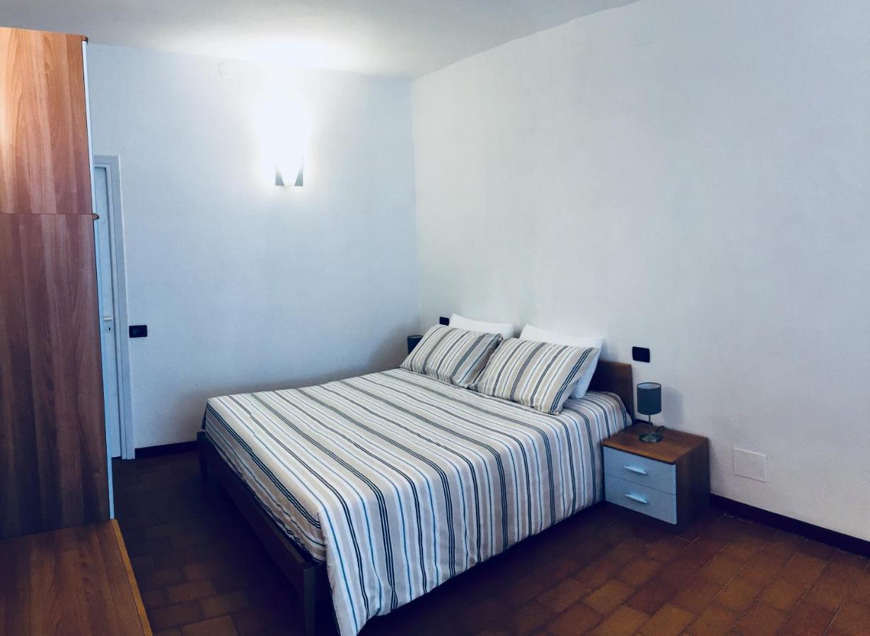 Sara Apartment, Comfort And Lateral Sea View Riomaggiore Luaran gambar